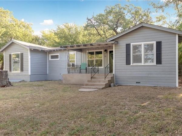 424 Wilshire Avenue, Azle, TX 76020