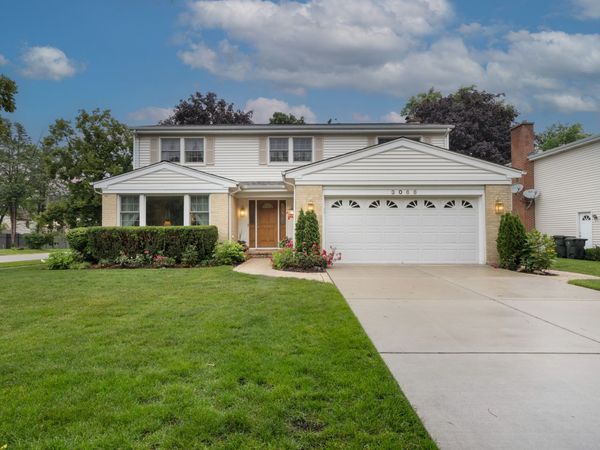 3066 Knollwood Lane , Glenview, IL 60025