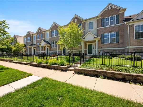 1739 Maple Avenue , Hanover Park, IL 60133