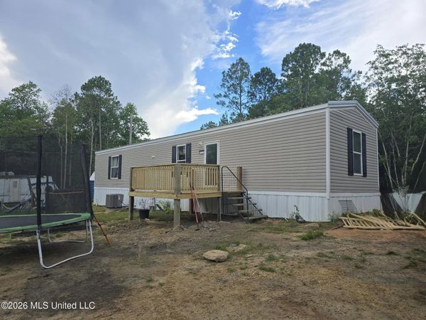 27225 W Bull Creek Drive, Perkinston, MS 39573