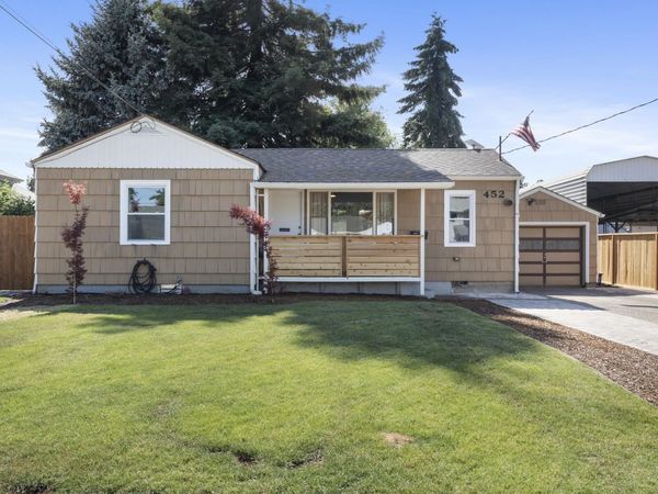 452 College St S, Monmouth, OR 97361