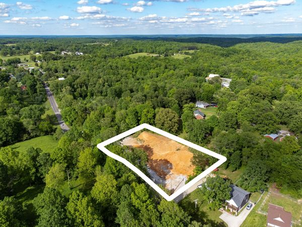 1220 Taylor Town Rd , White Bluff, TN 37187