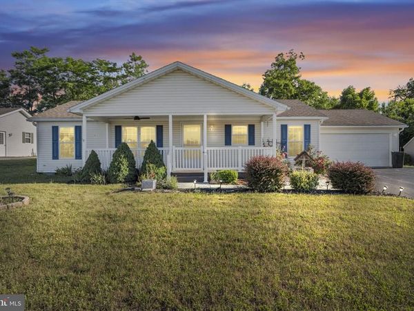 16 ORCHARD AVENUE , CARLISLE, PA 17015