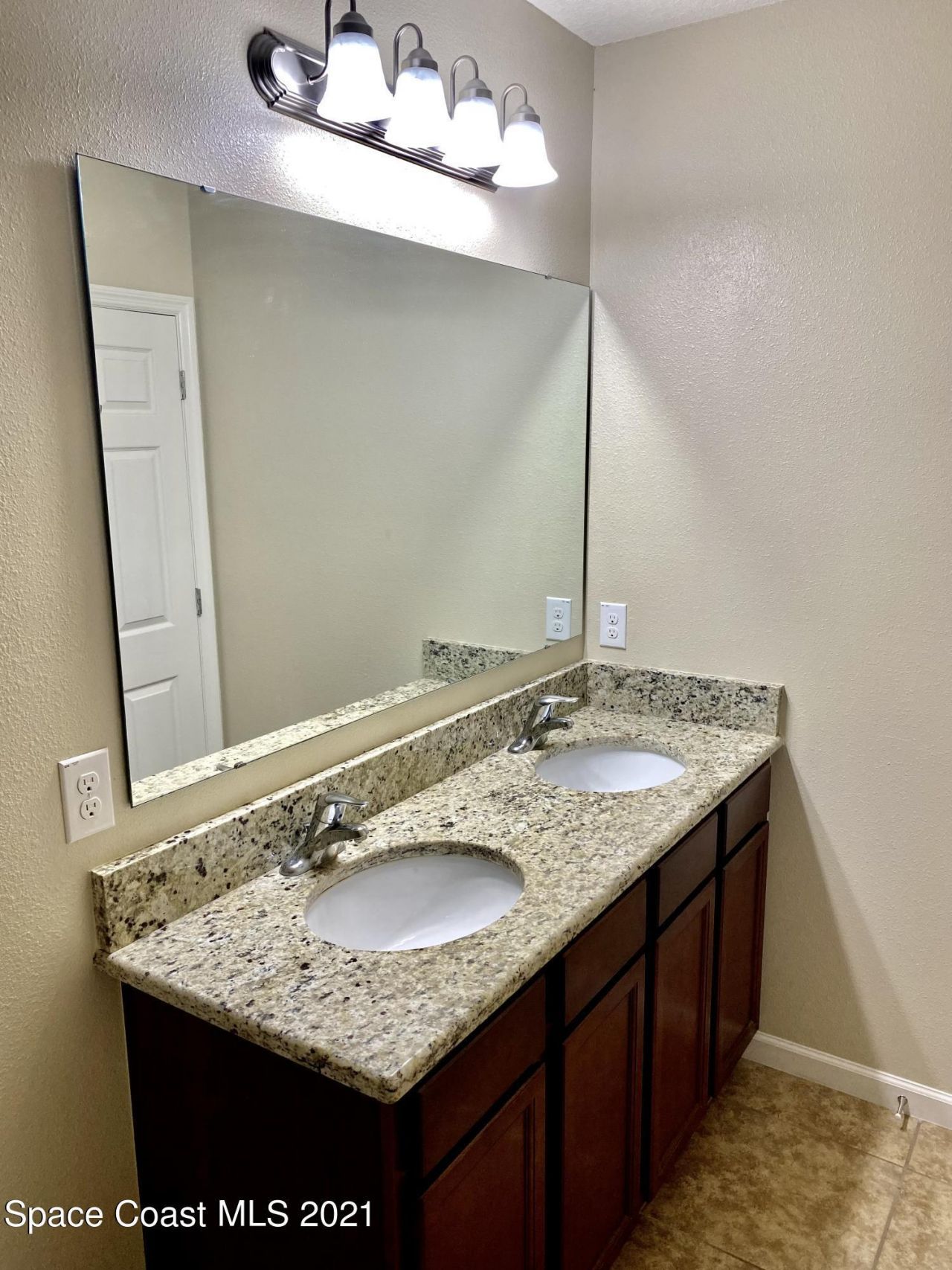 760 Fiddleleaf Circle, Melbourne, FL 32904 Photo