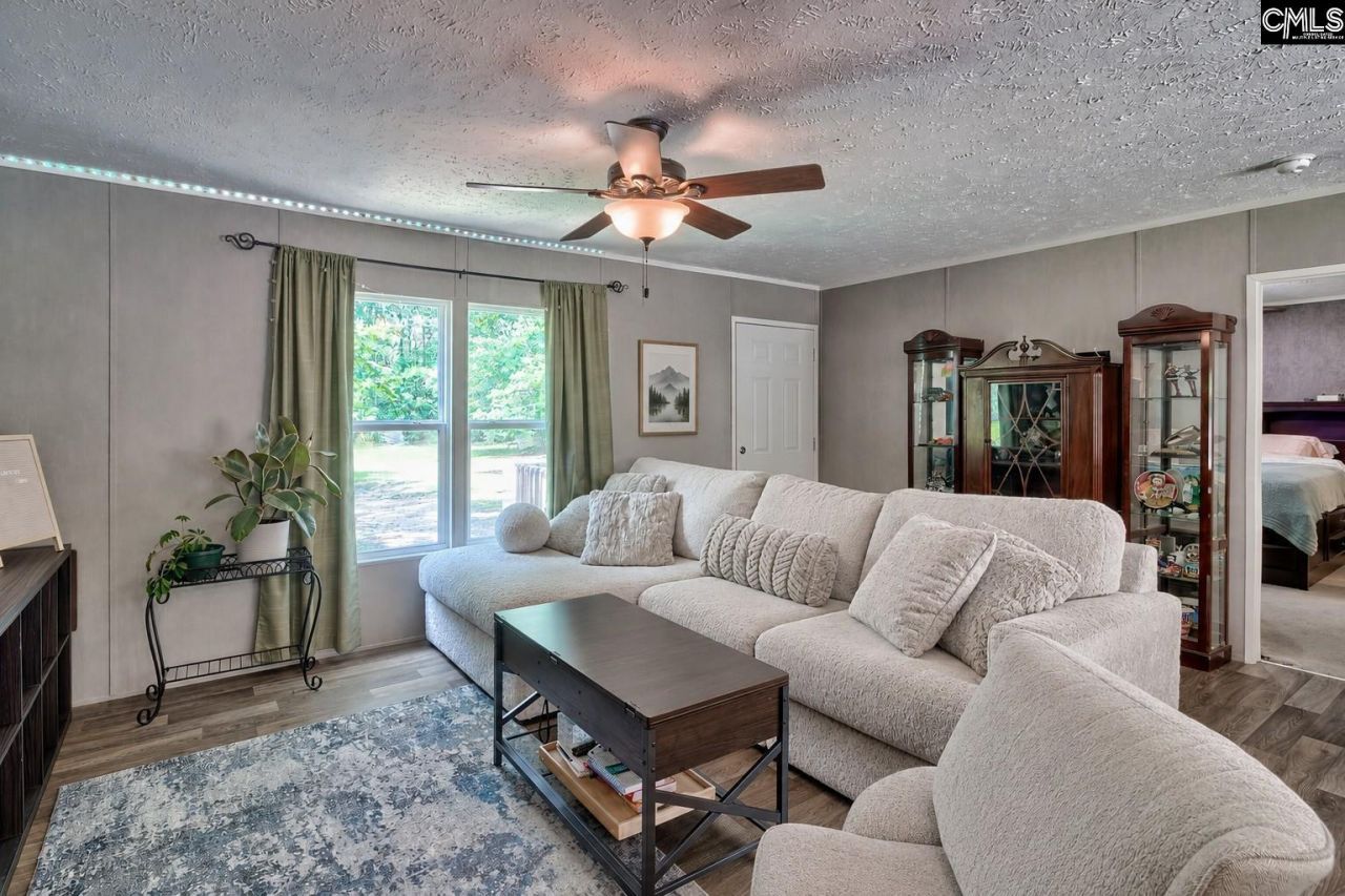 1609 Congress Road Photo 13
