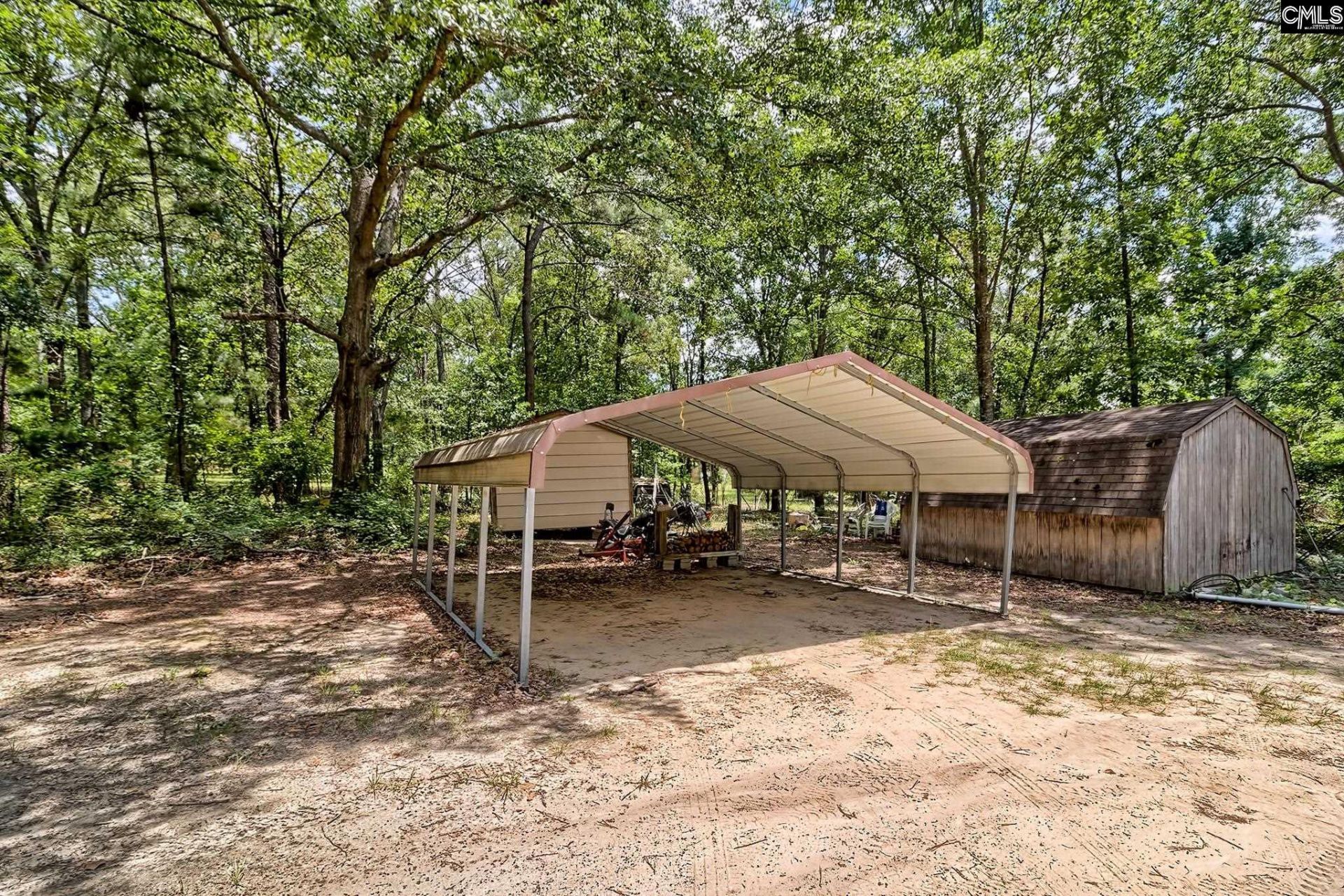 1609 Congress Road Photo 5