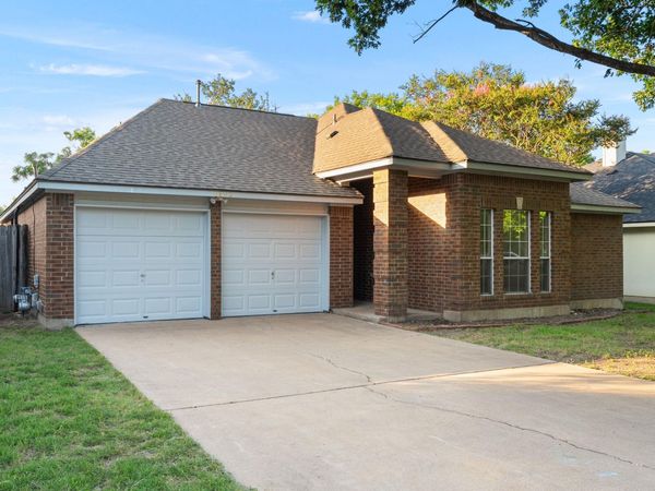 2802 Alexander DR, Leander, TX 78641