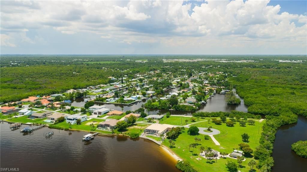 1729 Club House Rd, North Fort Myers, FL 33917 Photo