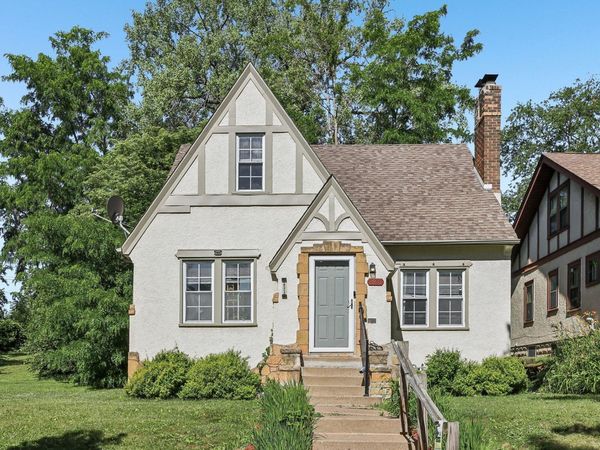 2923 Upton Avenue N, Minneapolis, MN 55411