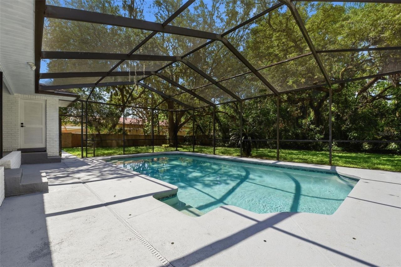 5305 E 127th Avenue , Tampa, FL 33617 Photo