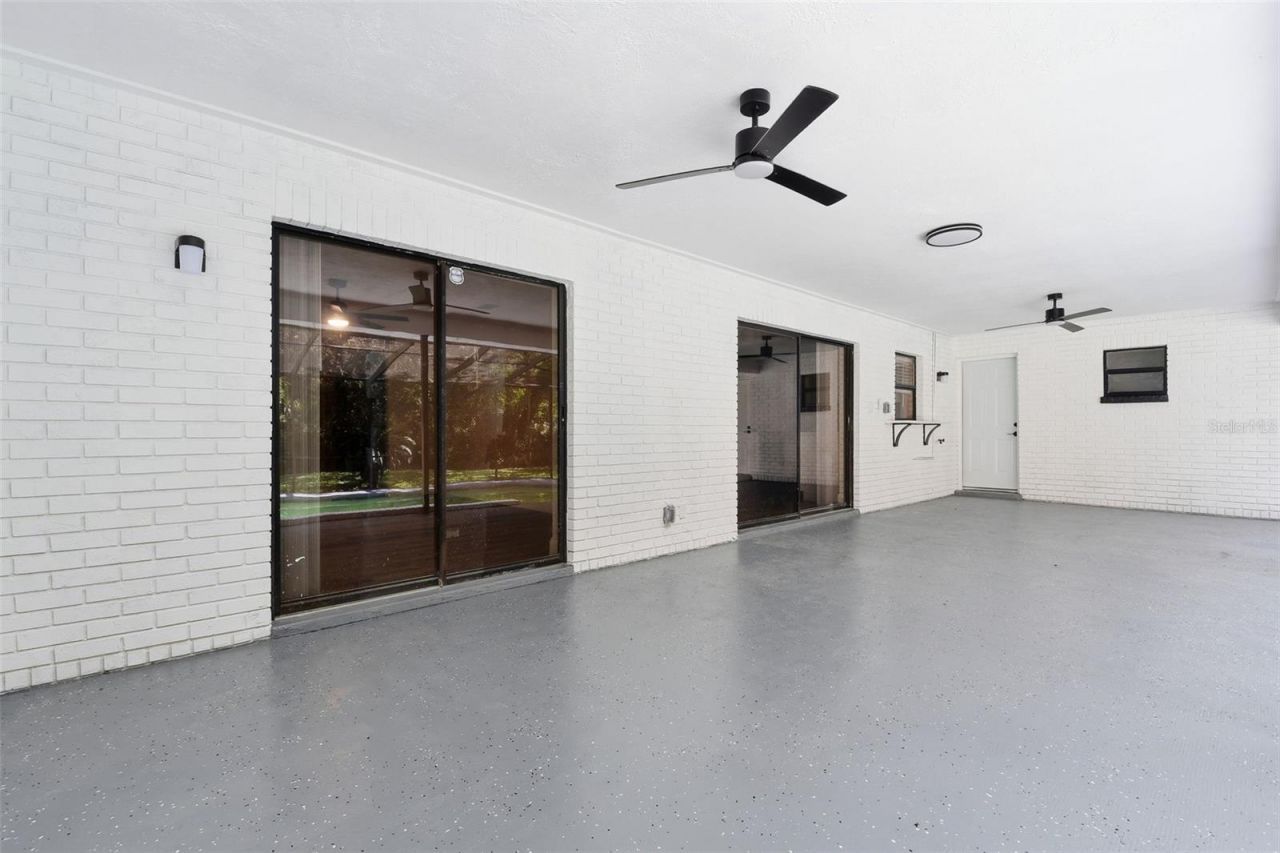 5305 E 127th Avenue , Tampa, FL 33617 Photo