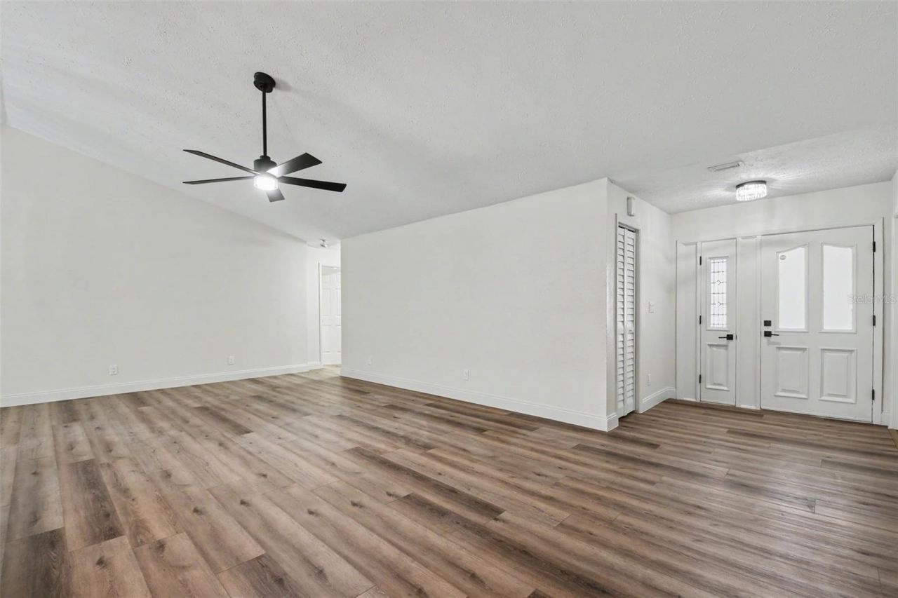 5305 E 127th Avenue , Tampa, FL 33617 Photo