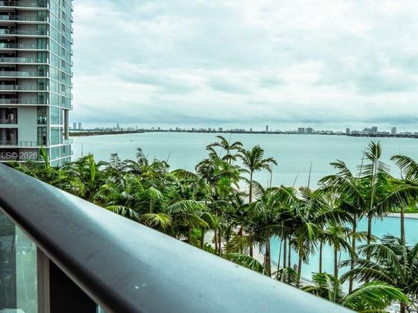 650 NE 32nd St , Unit 1102, Miami, FL 33137
