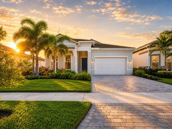 12525 Triumph Lane, Palm Beach Gardens, FL 33412