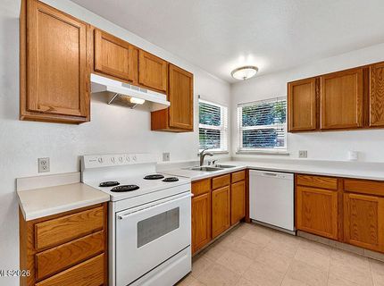 1295 Feather Way, Reno, NV 89509 Photo