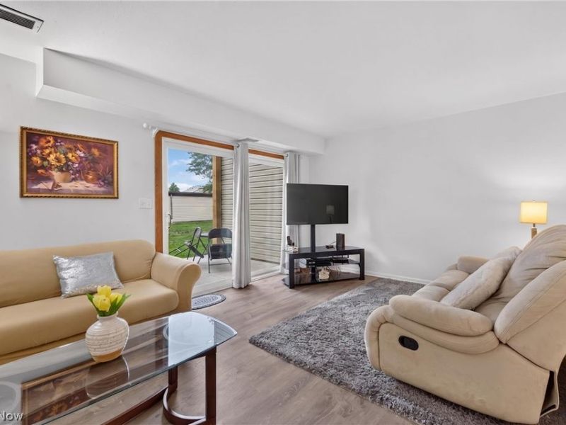6260 Greenwood Parkway, Unit 202, Northfield, OH 44067 Photo 6