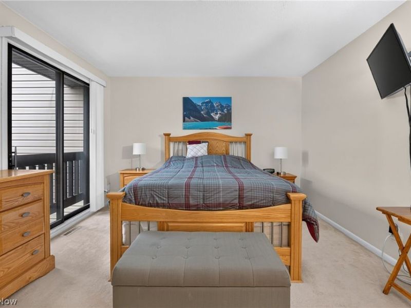 6260 Greenwood Parkway, Unit 202, Northfield, OH 44067 Photo 9