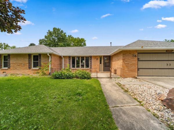 12610 W Arrowhead Drive, Daleville, IN 47334