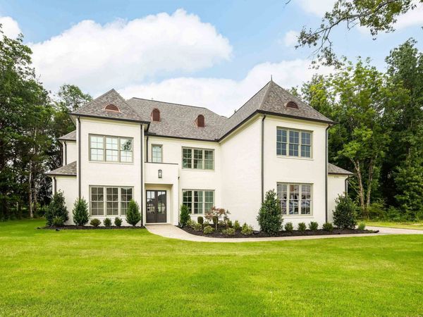 9190 OLD GREEN CV, Germantown, TN 38138