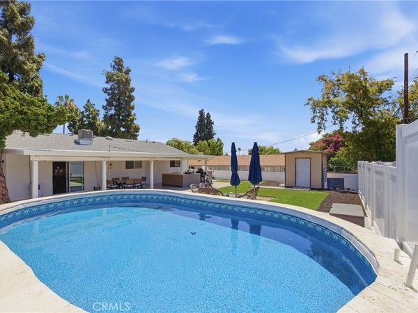 11637 Prager, Lakeview Terrace, CA 91342