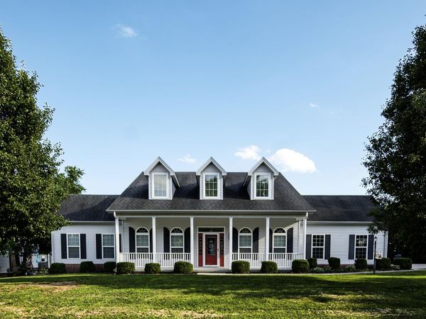 920 Juniper Drive, Maysville, KY 41056