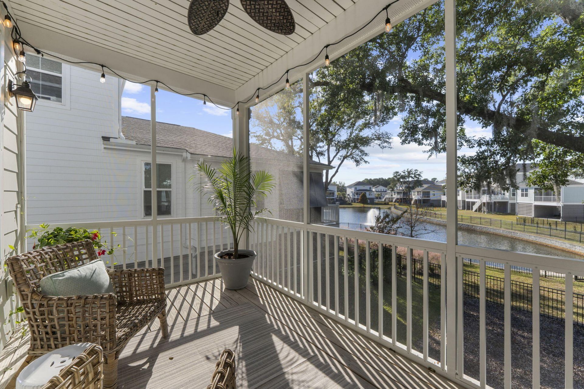 1613 Farmers Way Photo 26