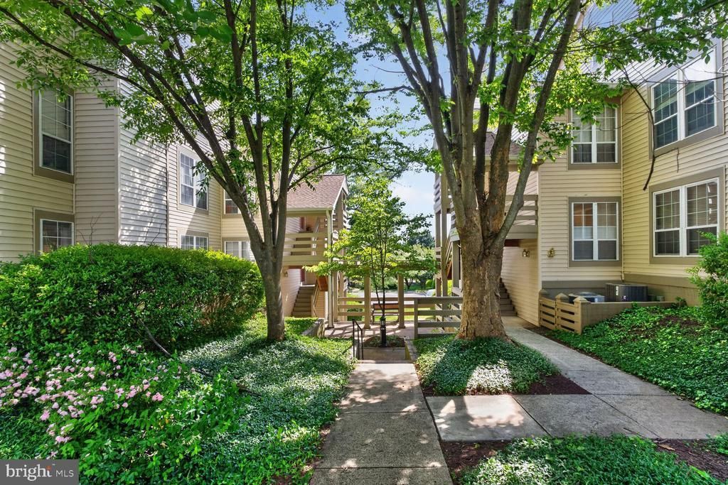 4505 F Sahalee Court, Alexandria, VA 22312 Main Photo