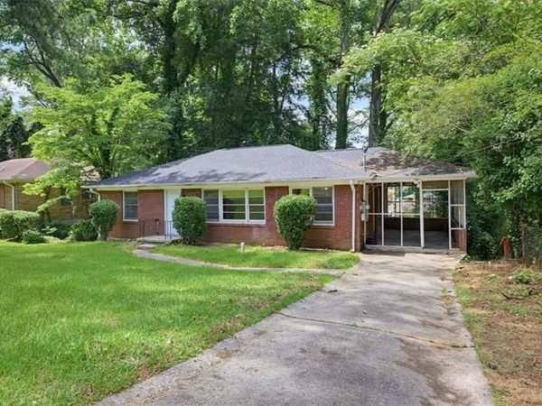 1900 Windsor Drive , Atlanta, GA 30311