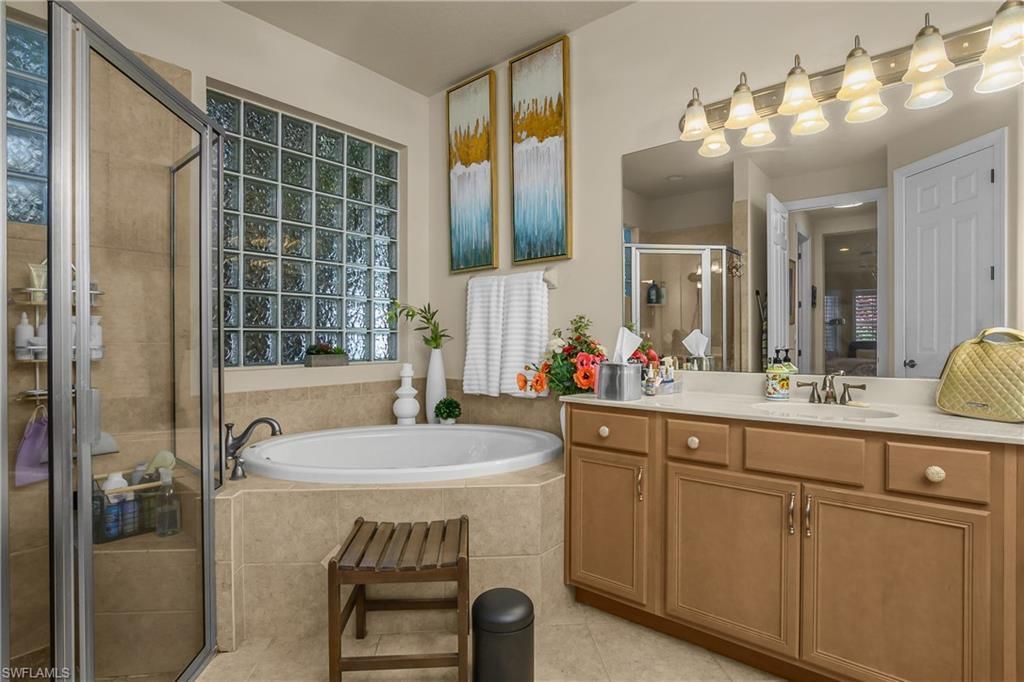19748 Maddelena Cir, Estero, FL 33967 Photo