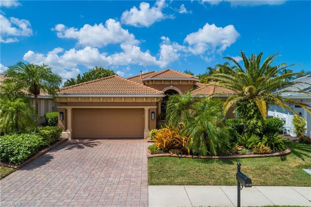 19748 Maddelena Cir, Estero, FL 33967 Photo