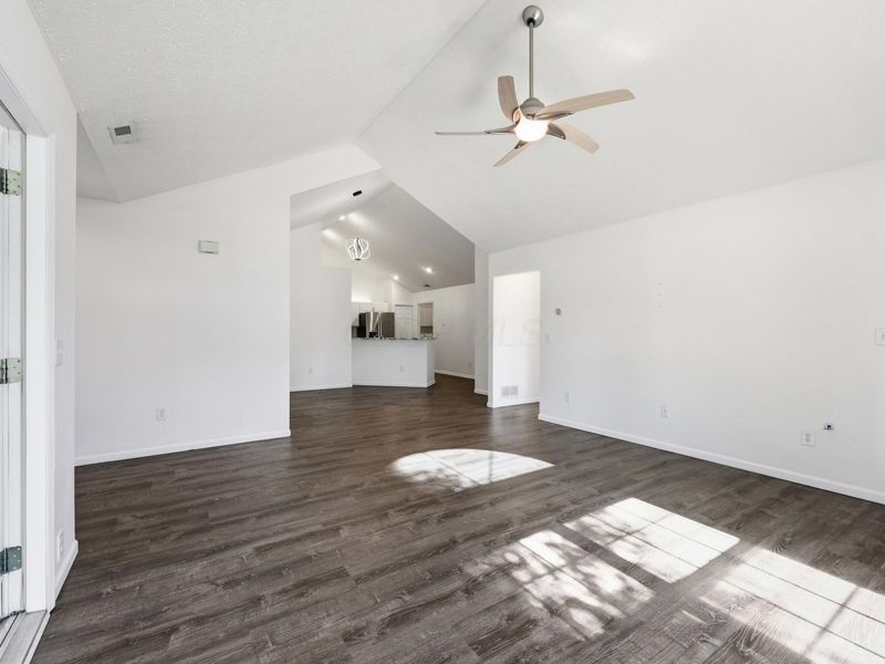 3592 Stoneway Point , Powell, OH 43065 Photo 12