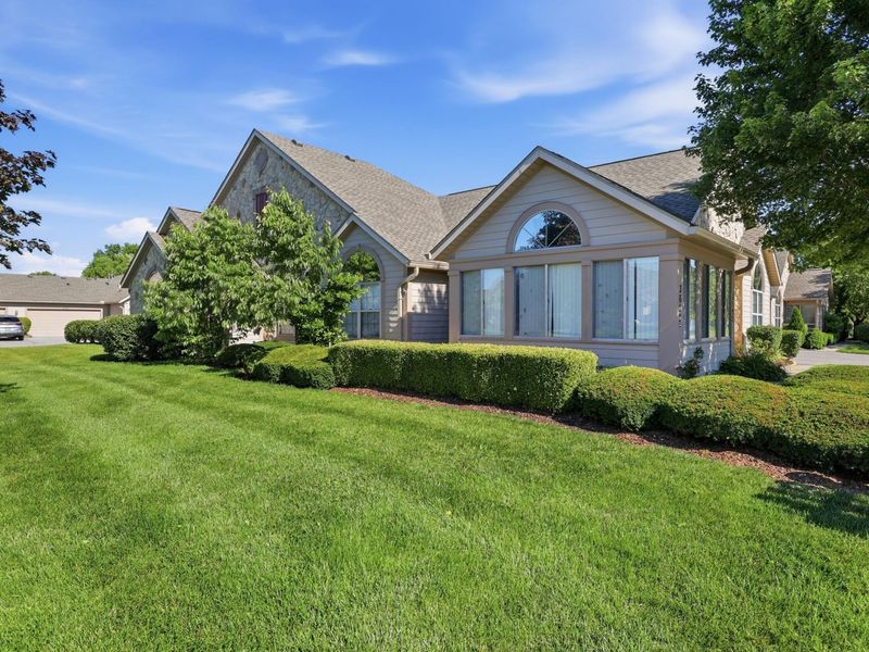 3592 Stoneway Point , Powell, OH 43065 Photo 2
