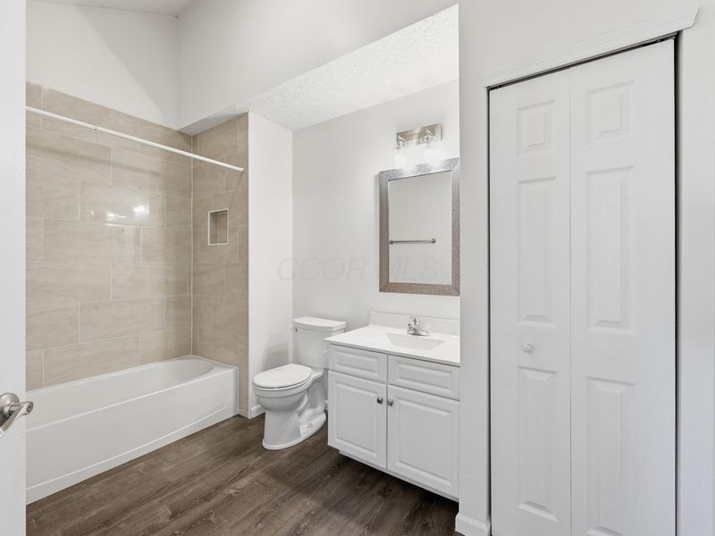 3592 Stoneway Point , Powell, OH 43065 Photo 22