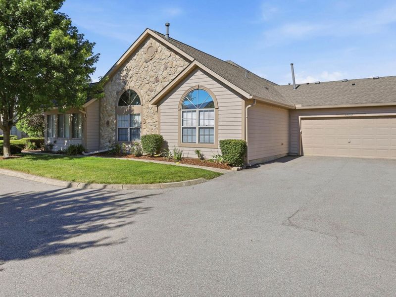 3592 Stoneway Point , Powell, OH 43065 Photo 3