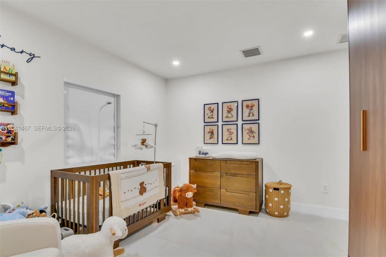 241 W 48th St, Hialeah, FL 33012 Photo