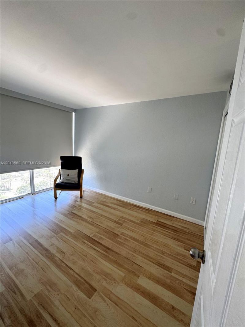 600 NE 36th St , Unit 1717, Miami, FL 33137 Photo