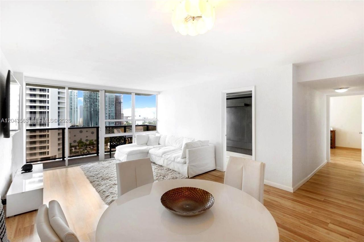 600 NE 36th St , Unit 1717, Miami, FL 33137 Photo
