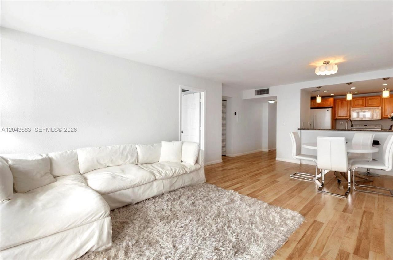 600 NE 36th St , Unit 1717, Miami, FL 33137 Photo