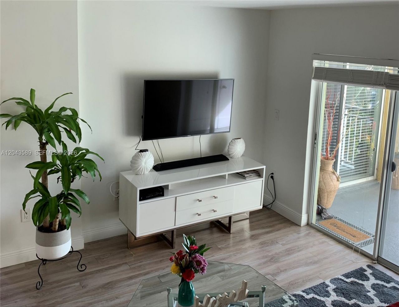 8660 SW 212th St , Unit 305, Cutler Bay, FL 33189 Photo