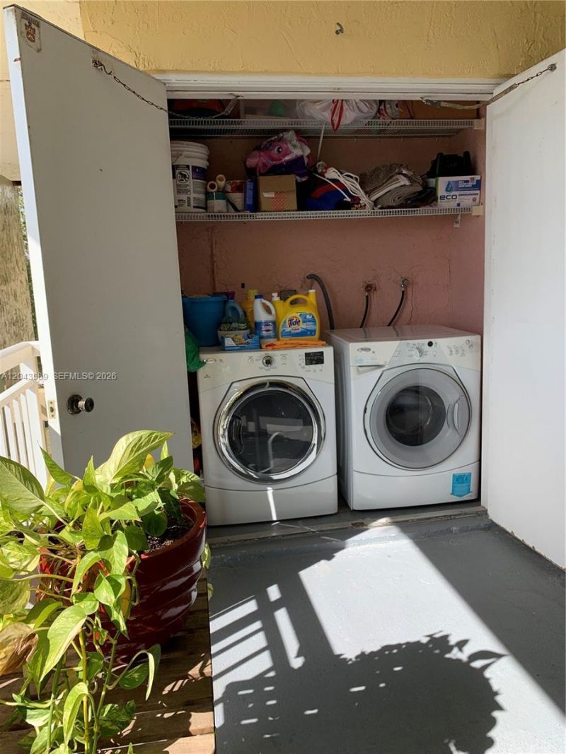 8660 SW 212th St , Unit 305, Cutler Bay, FL 33189 Photo
