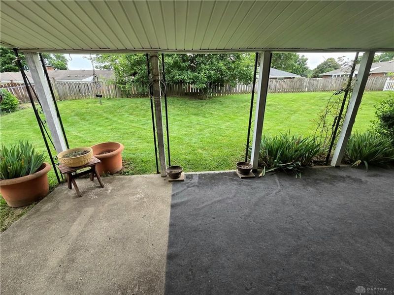 808 Hollendale Drive, Kettering, OH 45429 Photo 13
