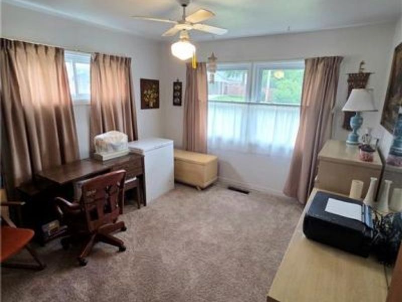 808 Hollendale Drive, Kettering, OH 45429 Photo 2