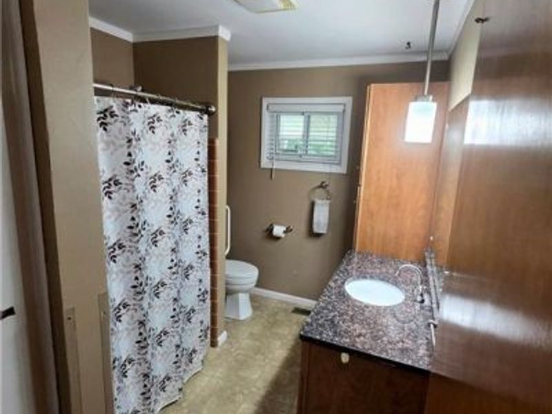 808 Hollendale Drive, Kettering, OH 45429 Photo 6