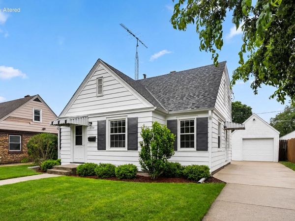 1233 Kingston AVENUE, Racine, WI 53402