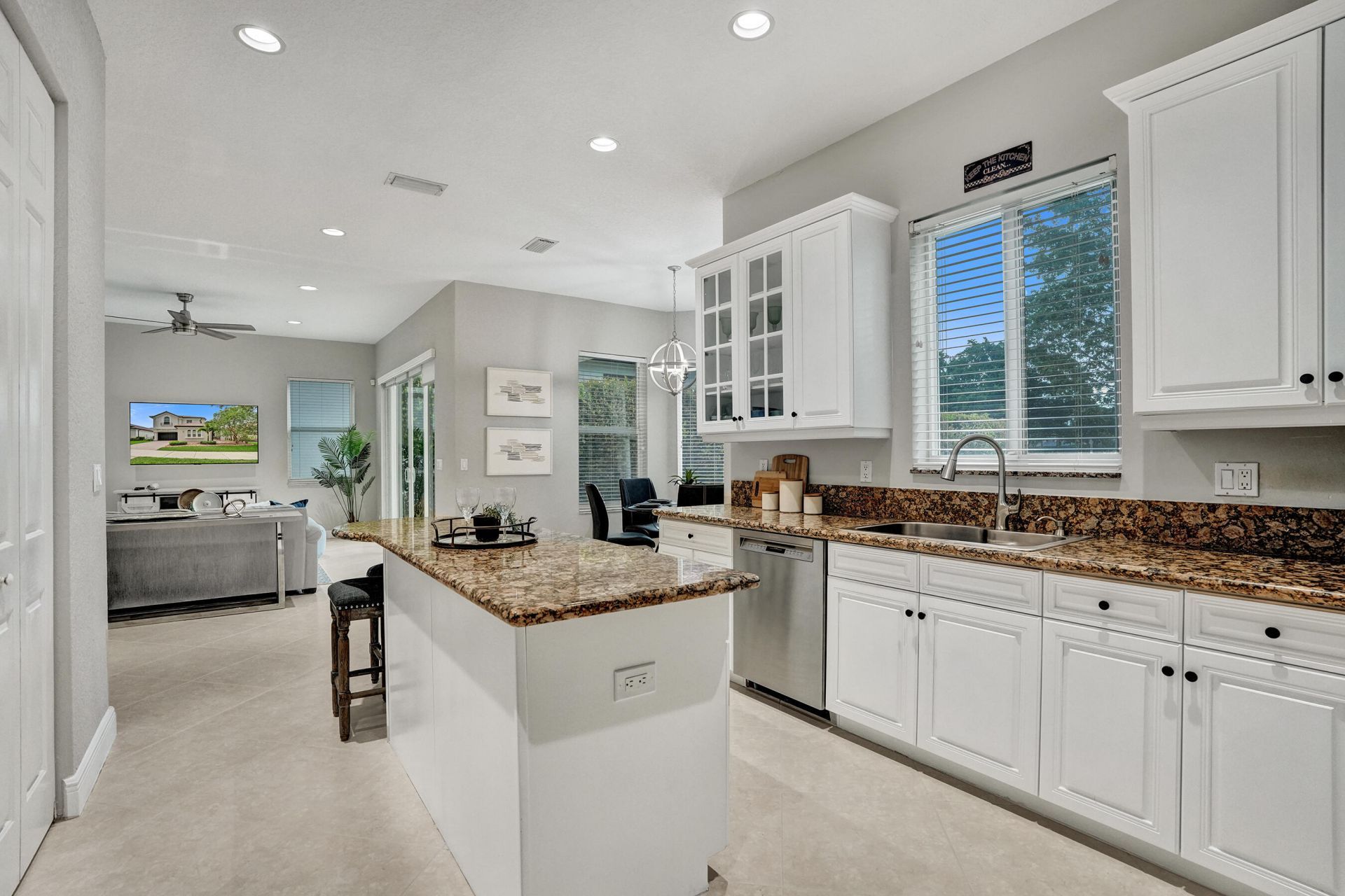 7484 NW 114th Terrace, Parkland, FL 33076 Photo