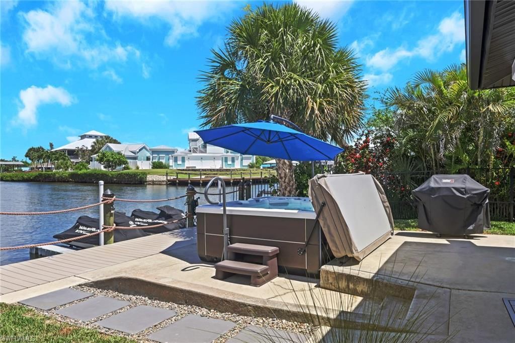 16340 Buccaneer St, Bokeelia, FL 33922 Photo