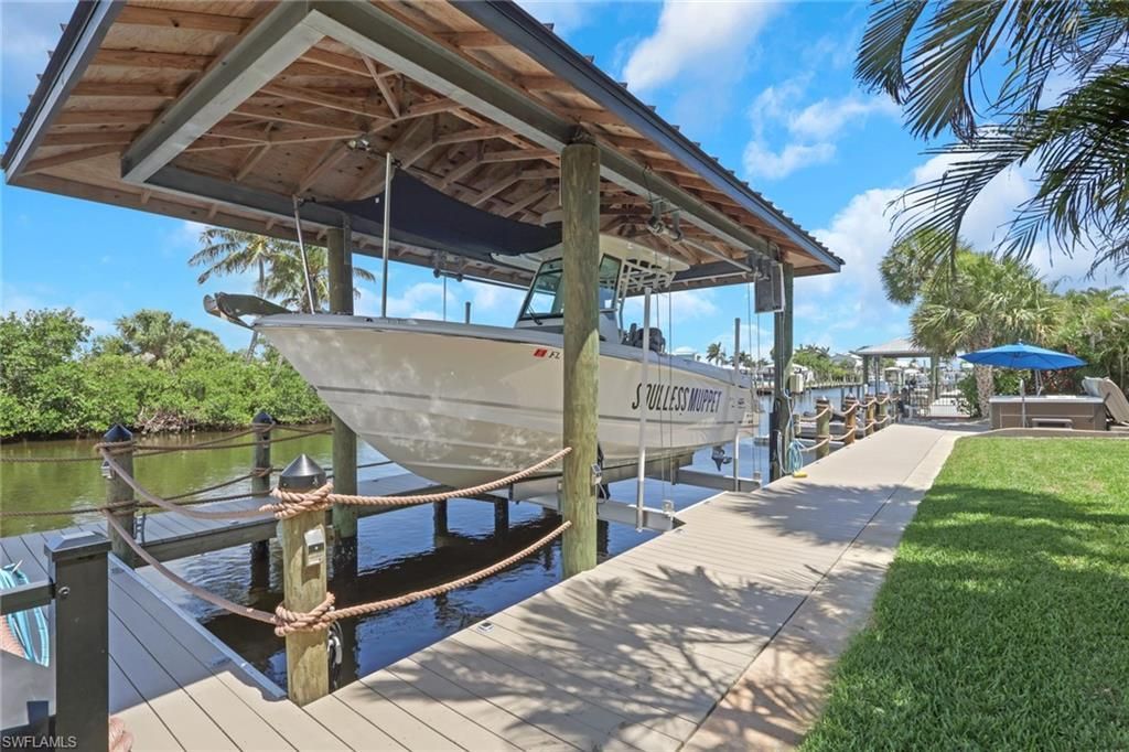 16340 Buccaneer St, Bokeelia, FL 33922 Photo