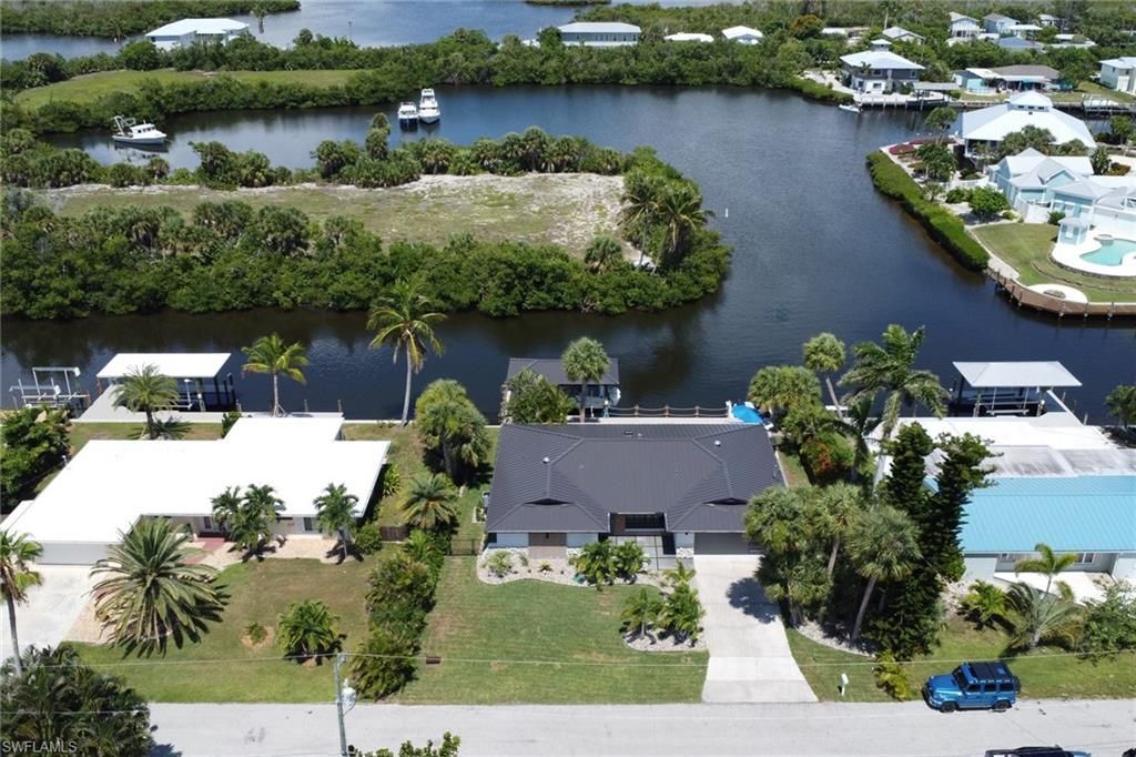 16340 Buccaneer St, Bokeelia, FL 33922 Photo
