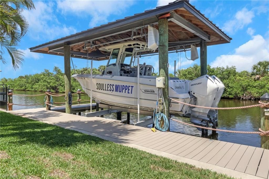 16340 Buccaneer St, Bokeelia, FL 33922 Photo