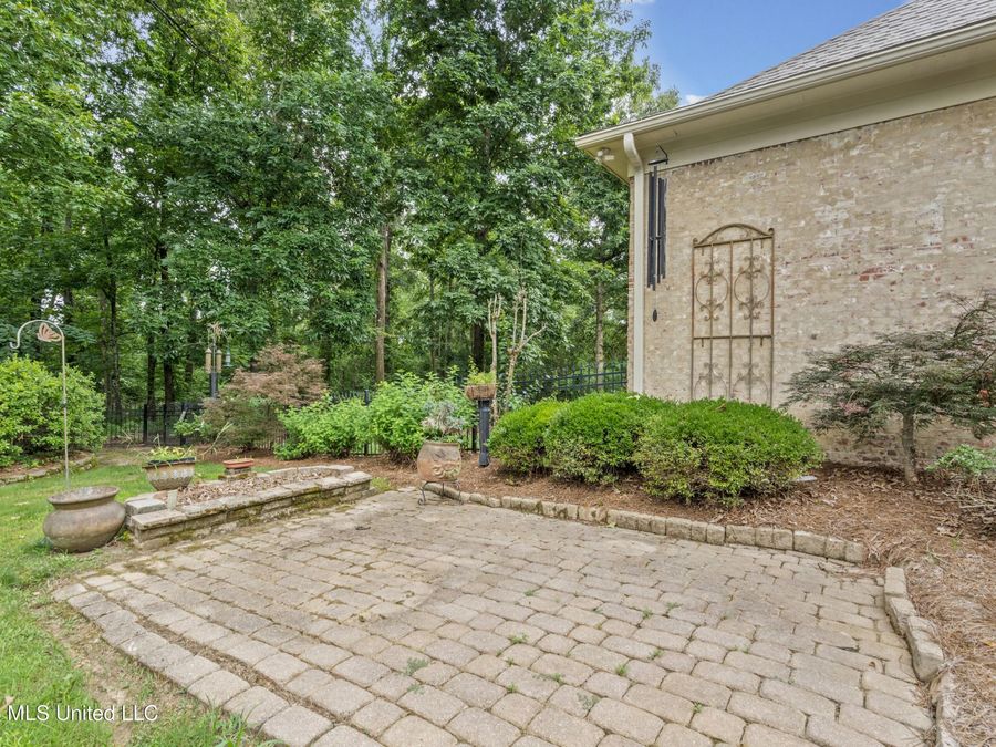Property Image 46